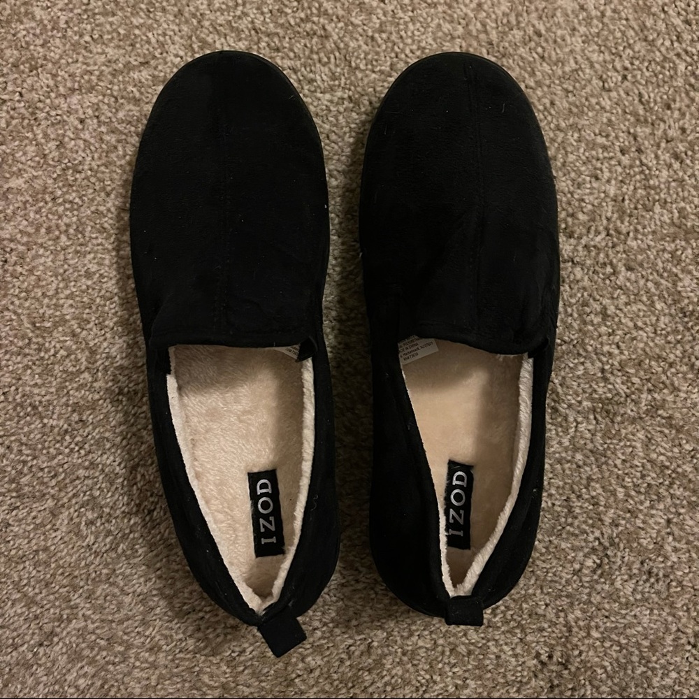 IZOD men’s slippers - Picture 6 of 8
